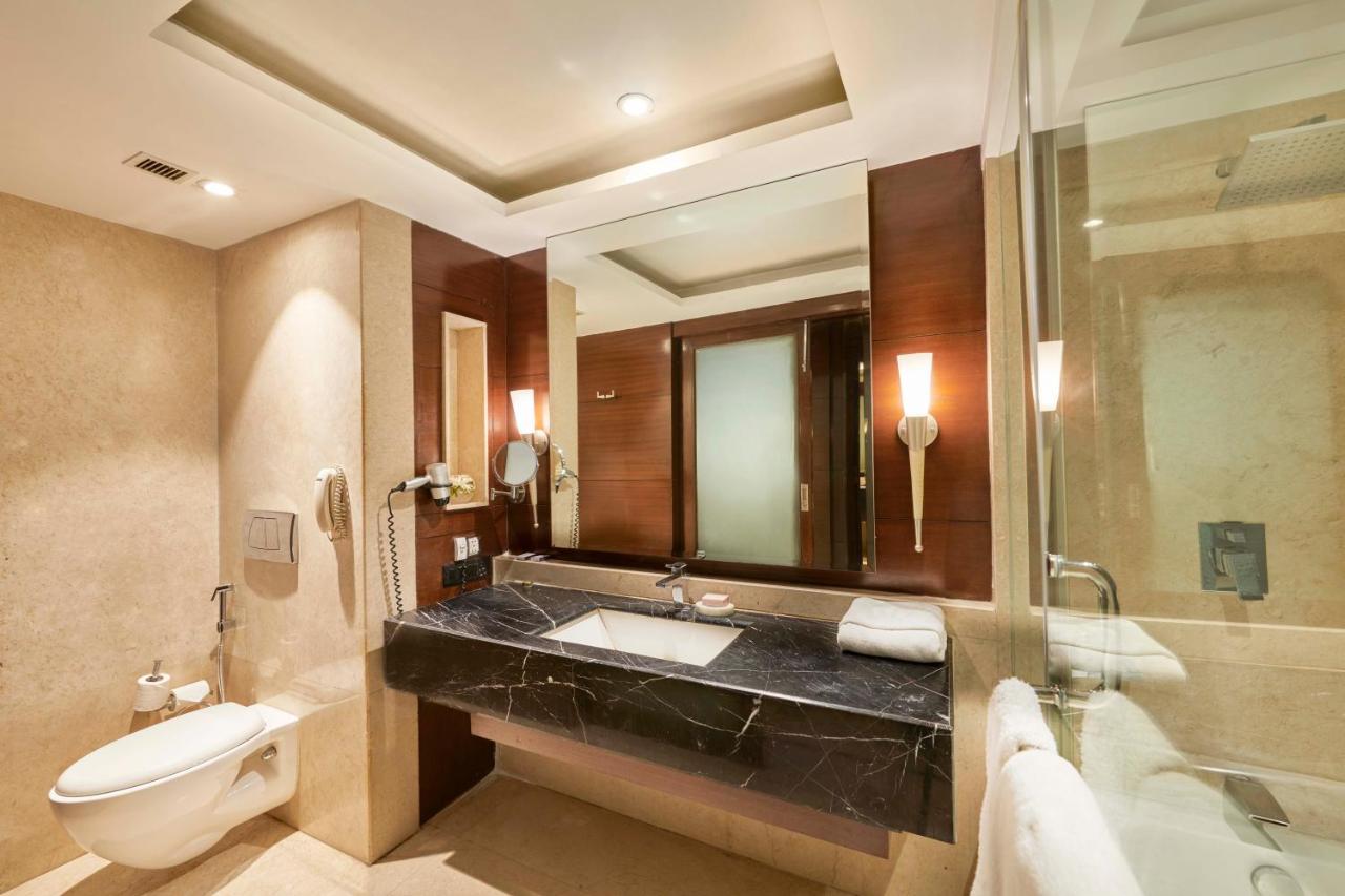 The Galgotias Hotel Gurugram Gurgaon Extérieur photo