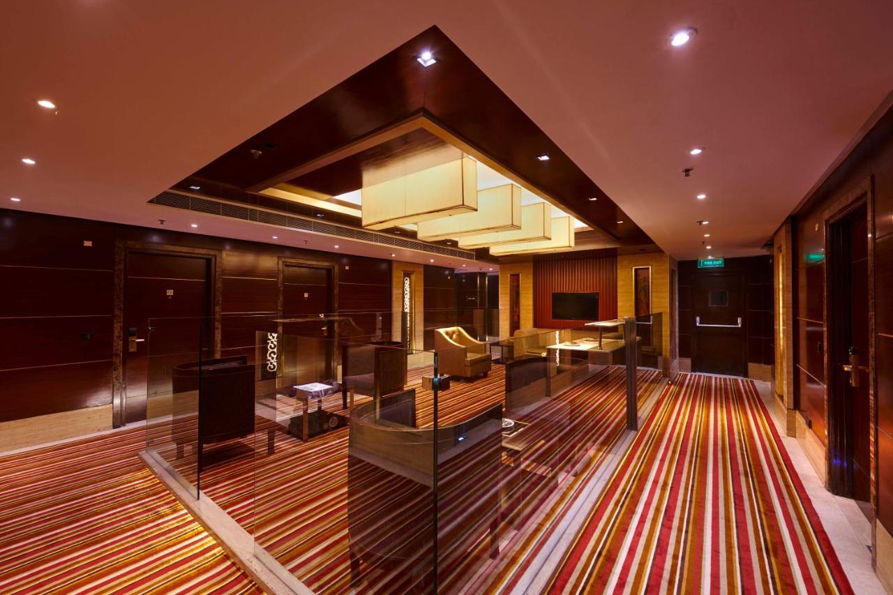 The Galgotias Hotel Gurugram Gurgaon Extérieur photo