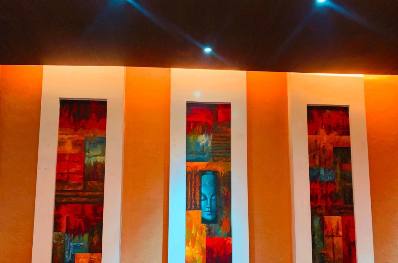 The Galgotias Hotel Gurugram Gurgaon Extérieur photo