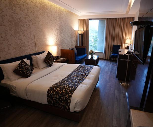 The Galgotias Hotel Gurugram Gurgaon Extérieur photo